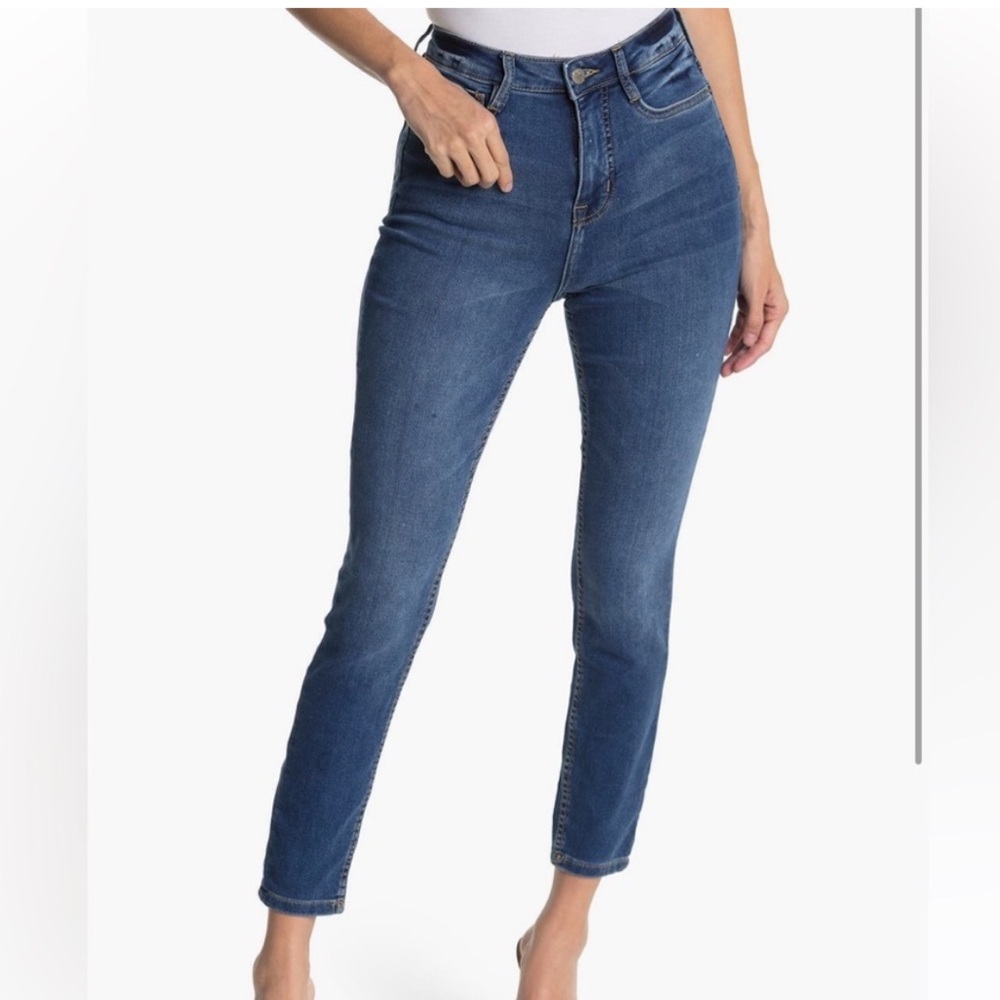 Supplies Skinny Jeans NWT